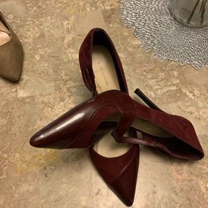 Burgundy/wine pumps